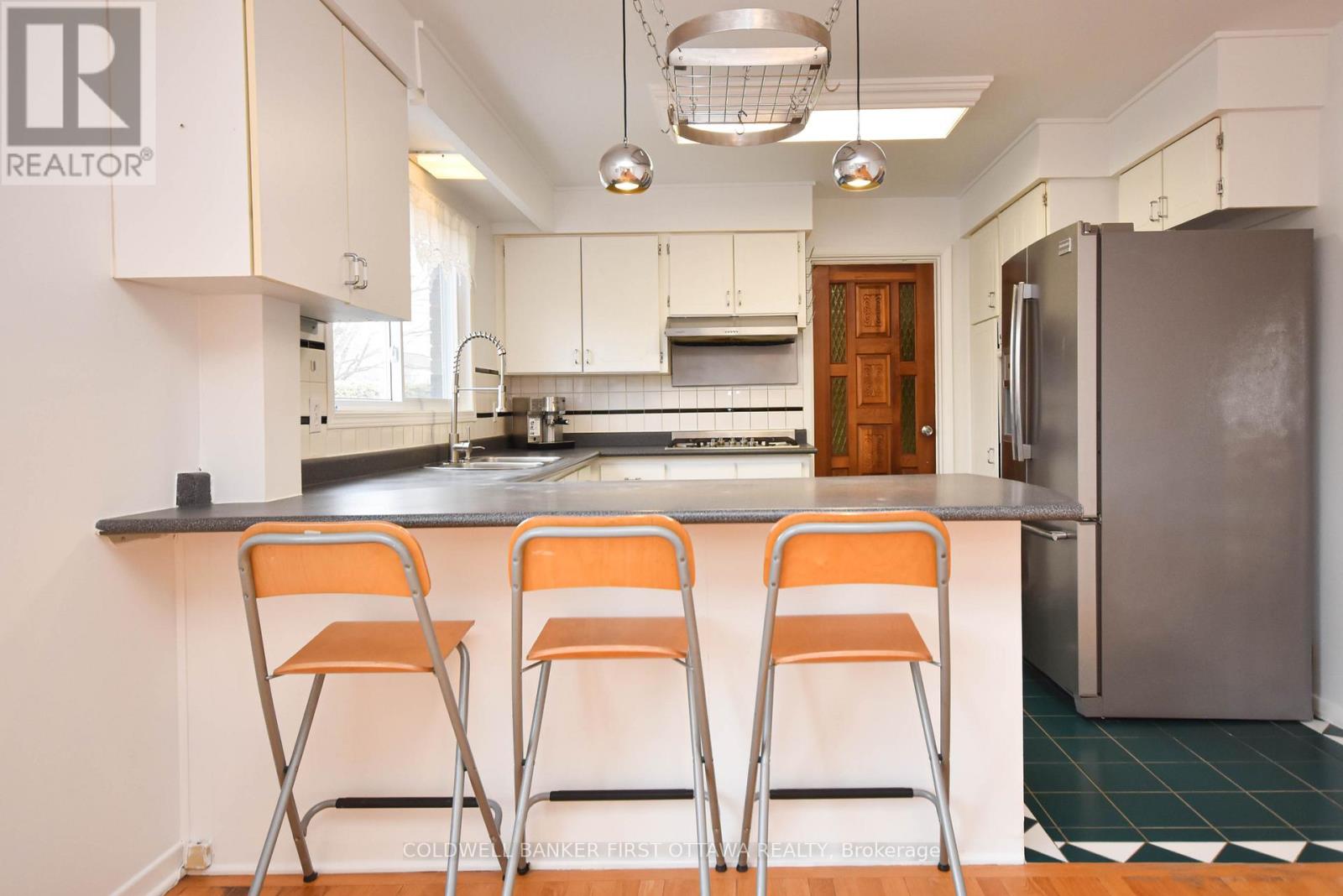 2061 Balharrie Avenue, Ottawa, Ontario  K1G 1G2 - Photo 12 - X13169164