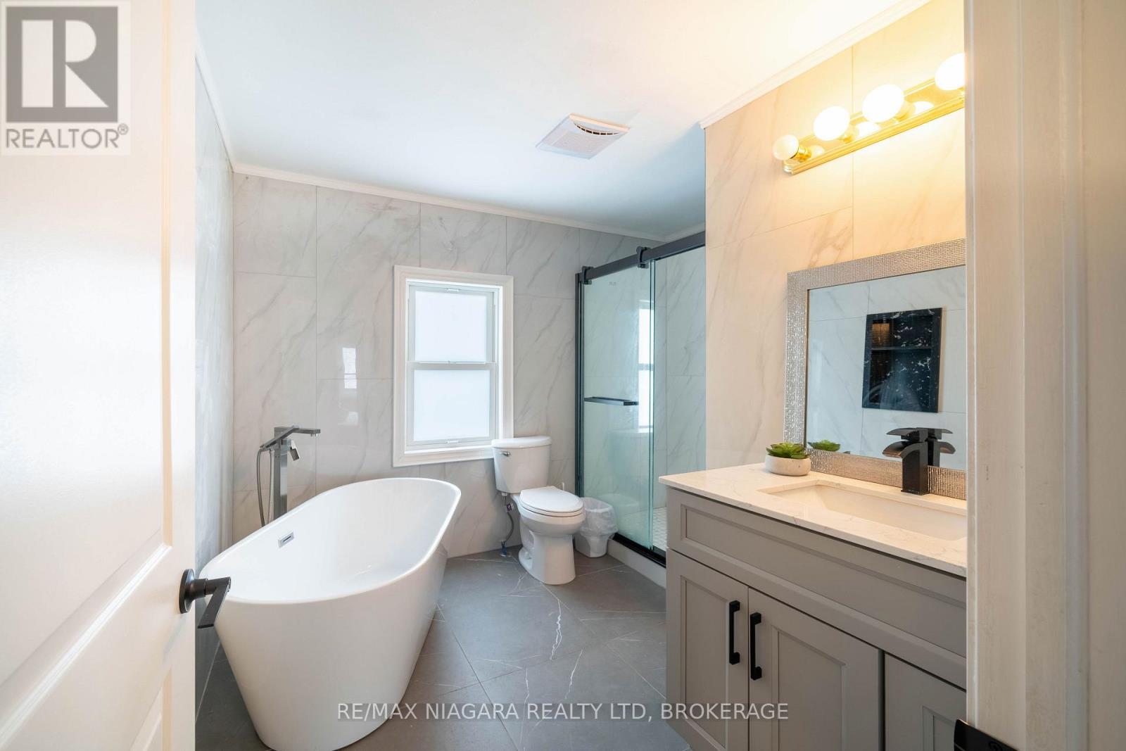 6238 Pine Grove Avenue, Niagara Falls, Ontario  L2G 4J2 - Photo 32 - X13169148