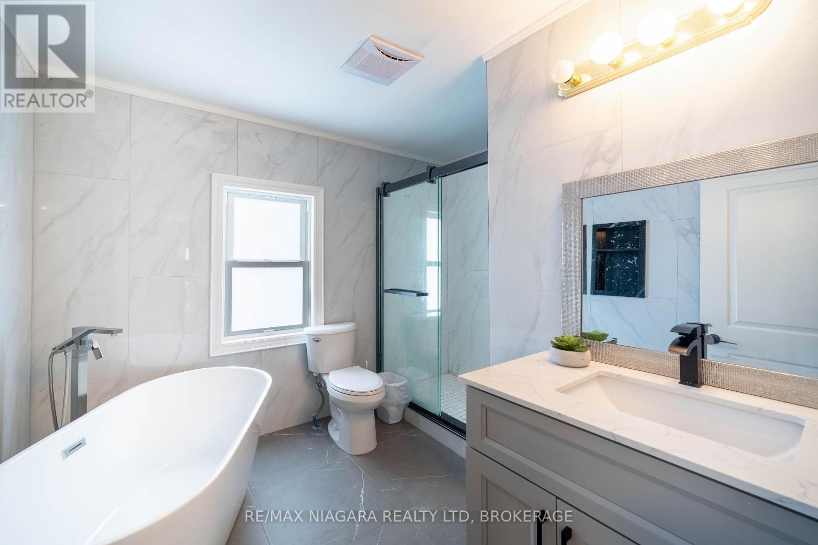 6238 Pine Grove Avenue, Niagara Falls, Ontario  L2G 4J2 - Photo 33 - X13169148