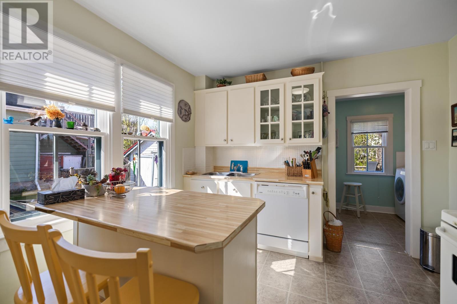 11 Esher Street, Charlottetown, Prince Edward Island  C1A 5G2 - Photo 8 - 202612009