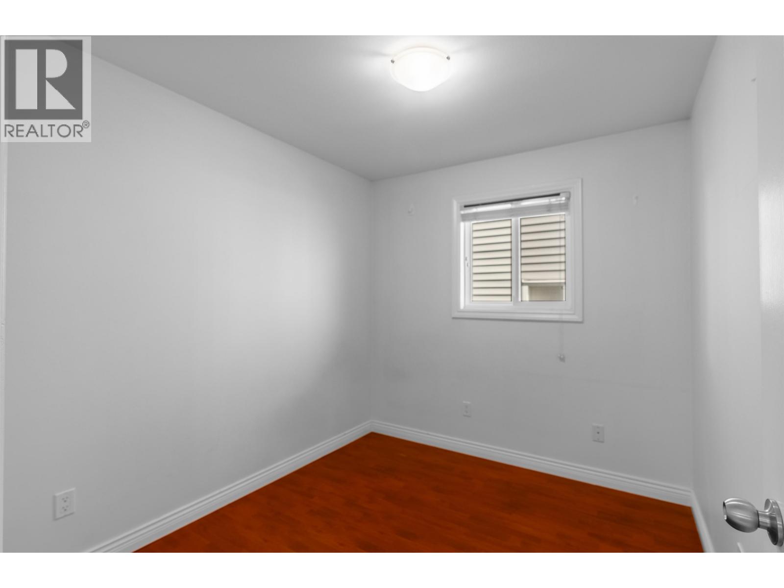 Lower 5227 Norfolk Street, Burnaby, British Columbia  V5G 1G3 - Photo 9 - R3127264