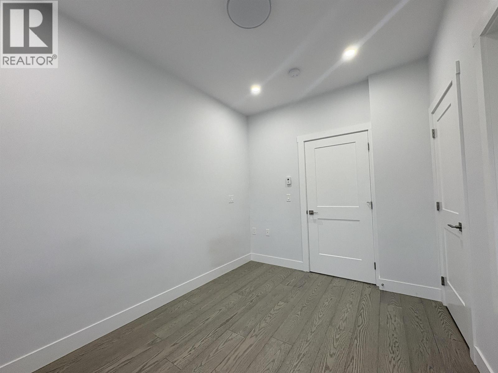 4990 Moss Street, Vancouver, British Columbia  V5R 3T4 - Photo 14 - R3127275