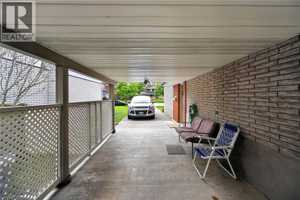 111 Memorial Drive, Brantford, Ontario  N3R 5S4 - Photo 41 - 40829734
