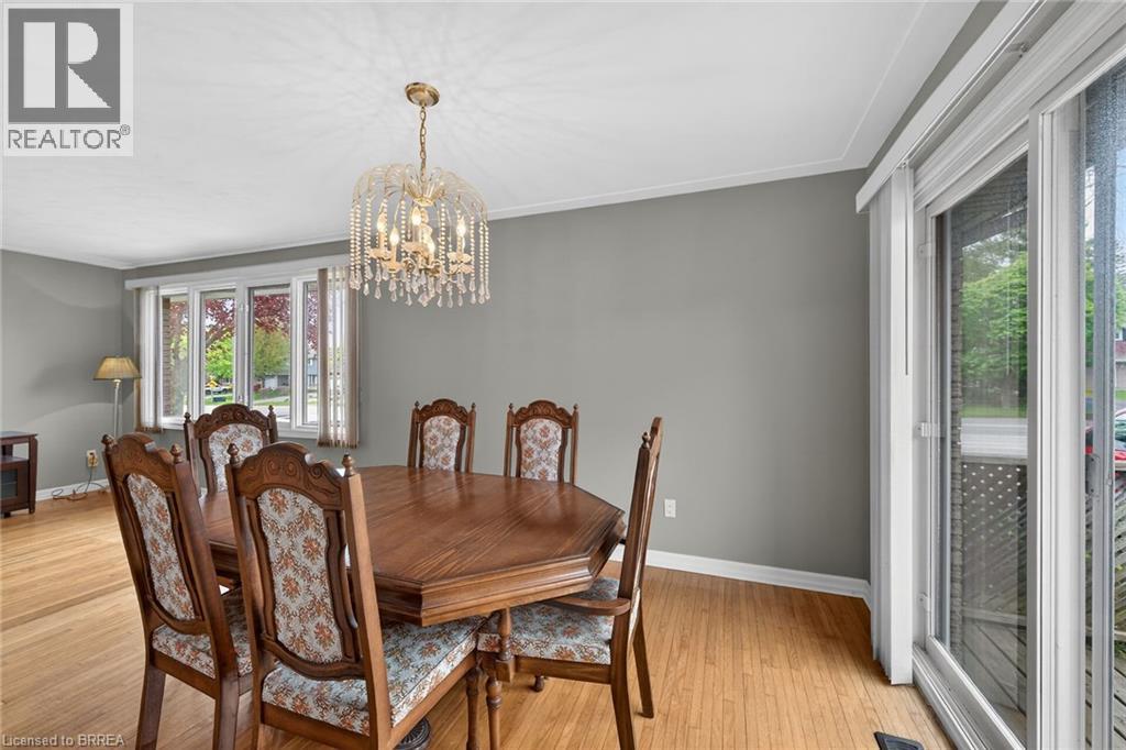 111 Memorial Drive, Brantford, Ontario  N3R 5S4 - Photo 15 - 40829734