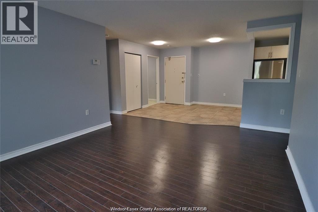 3000 Sandwich Street Unit# 201, Windsor, Ontario  N9C 4G3 - Photo 12 - 26012006