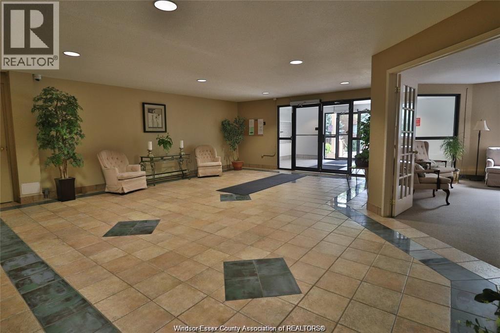 3000 Sandwich Street Unit# 201, Windsor, Ontario  N9C 4G3 - Photo 26 - 26012006