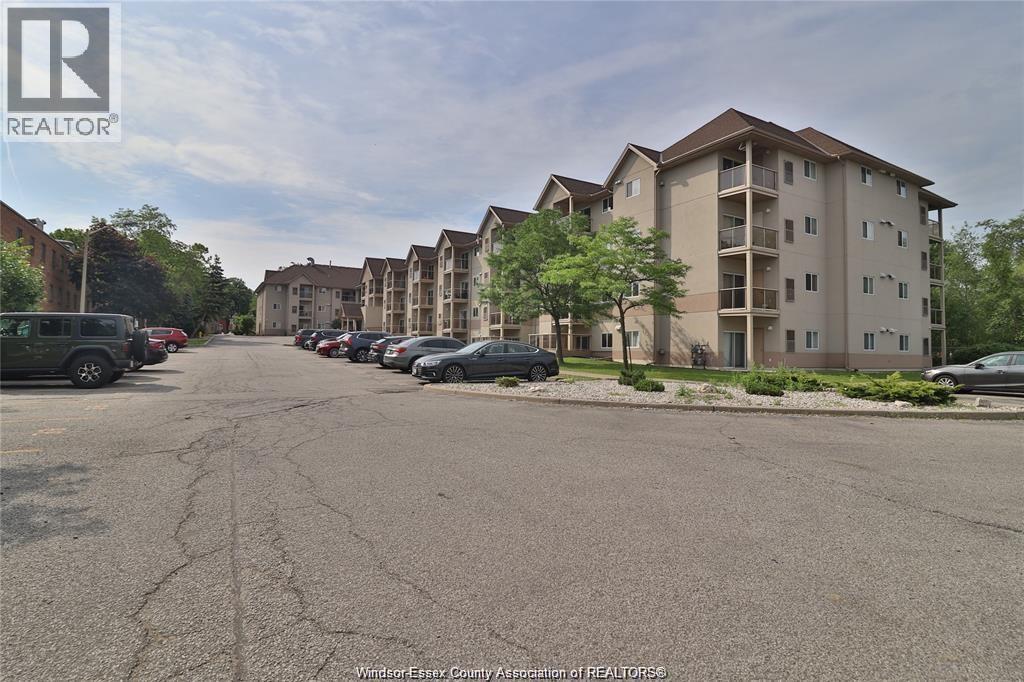 3000 Sandwich Street Unit# 201, Windsor, Ontario  N9C 4G3 - Photo 31 - 26012006
