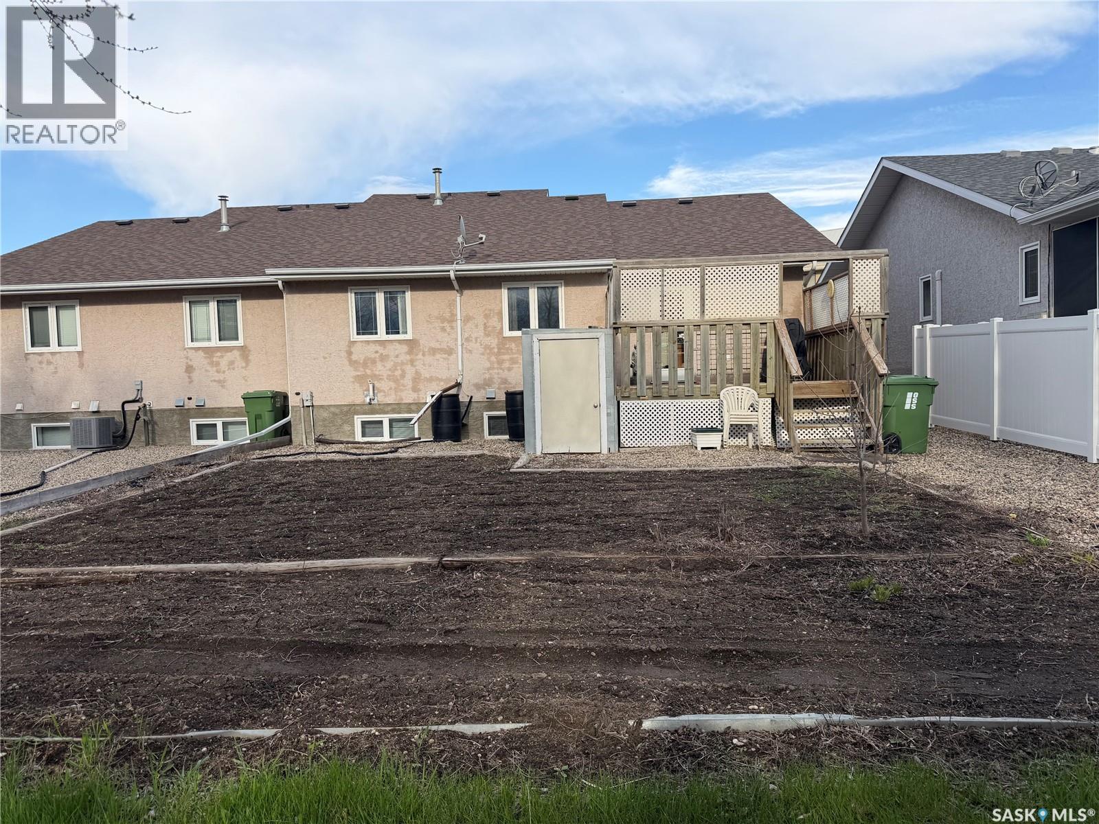52 Russell Drive, Yorkton, Saskatchewan  S3N 3W2 - Photo 40 - SK037000