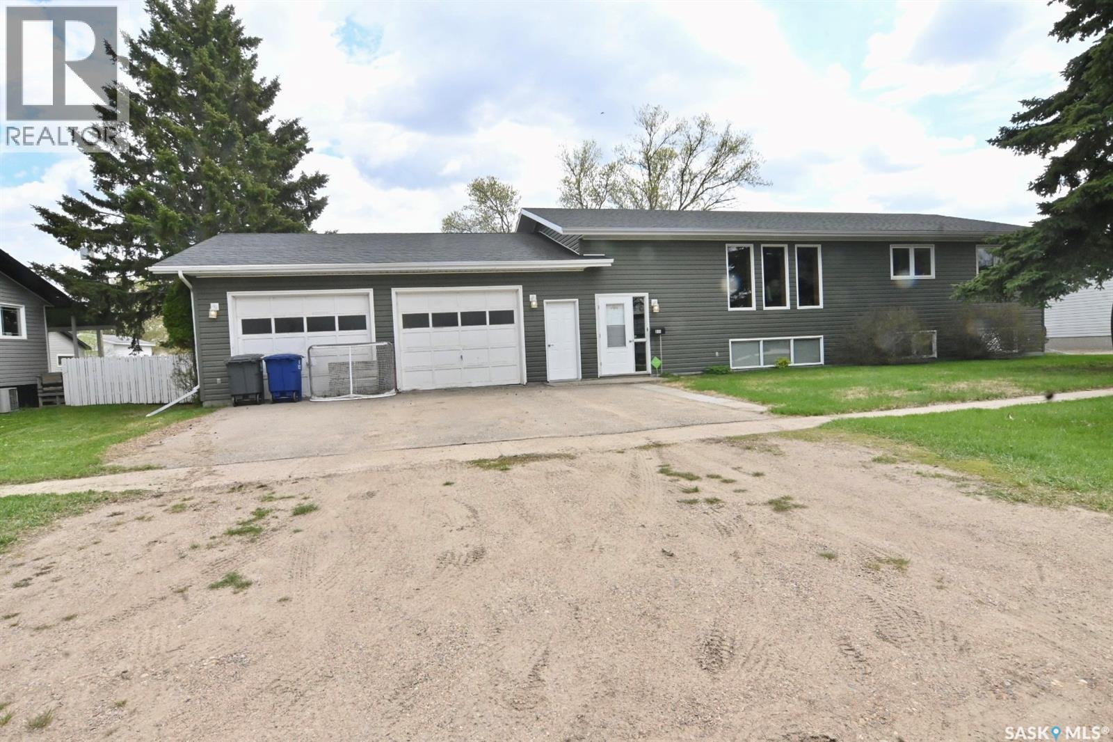311 Walter Scott AVENUE, hanley, Saskatchewan