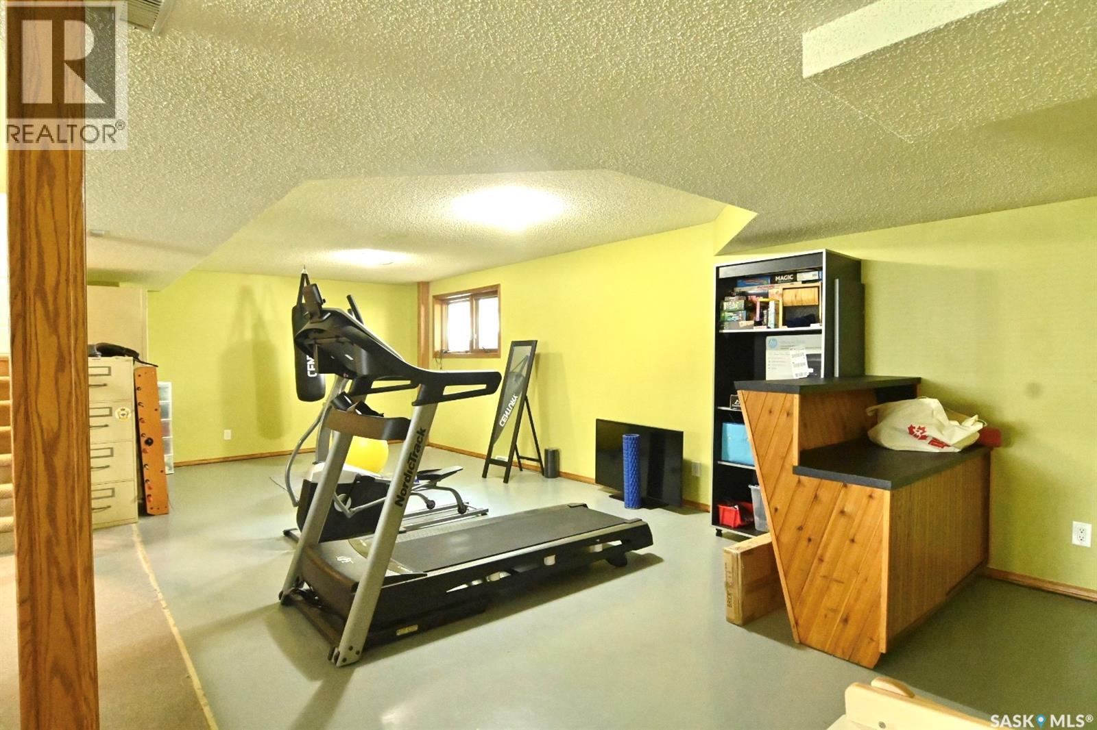 311 Walter Scott Avenue, Hanley, Saskatchewan  S0G 2E0 - Photo 17 - SK036997