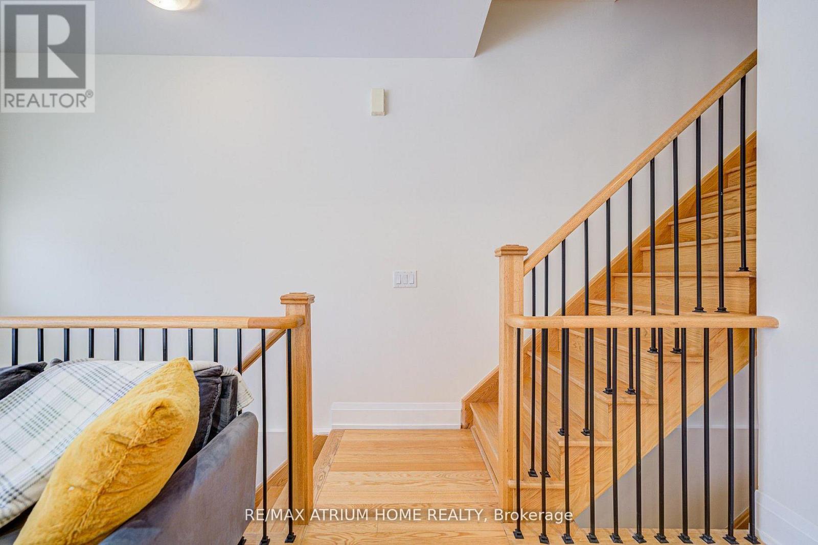 252b Finch Avenue E, Toronto, Ontario  M2N 0K3 - Photo 5 - C13168998