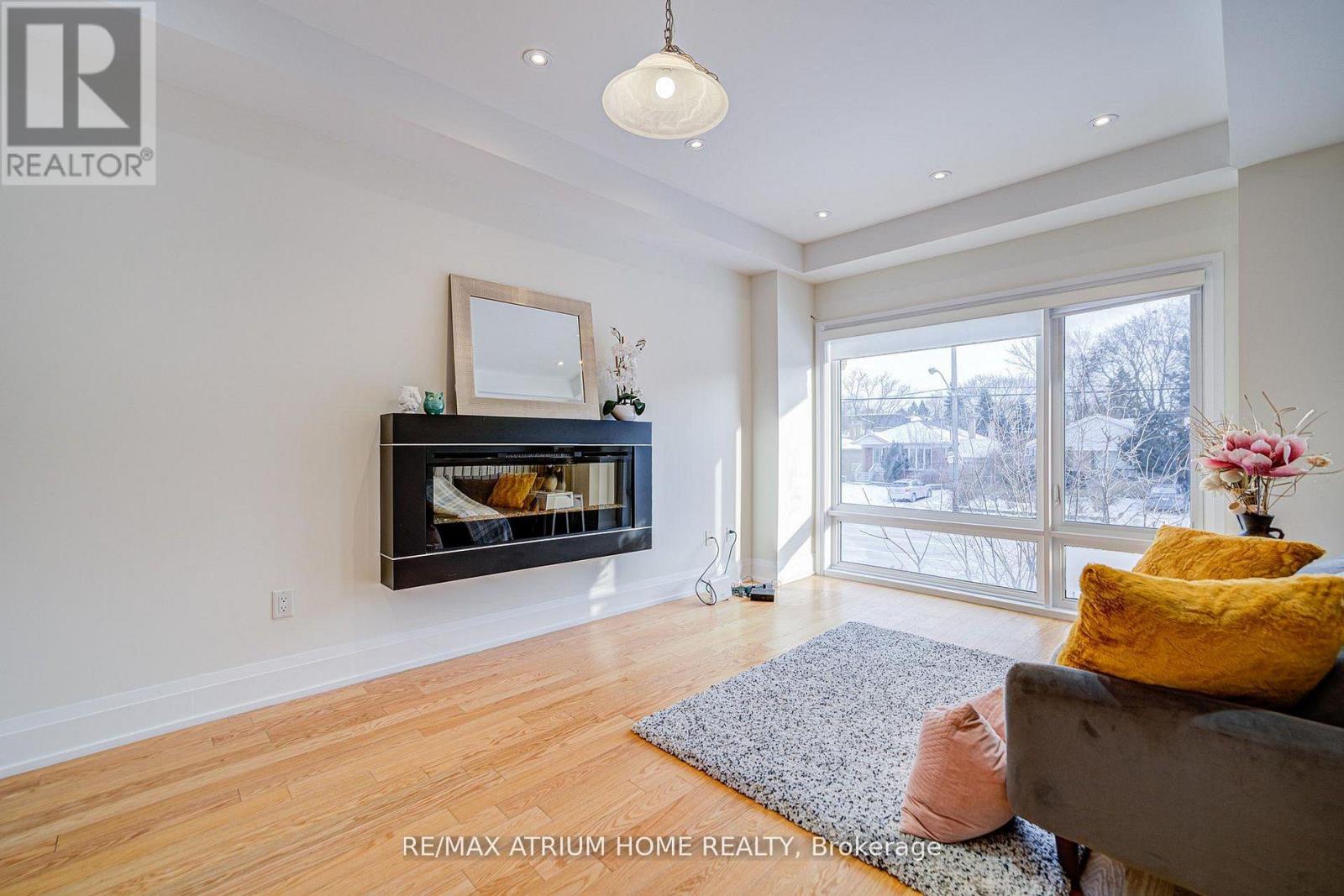 252b Finch Avenue E, Toronto, Ontario  M2N 0K3 - Photo 9 - C13168998