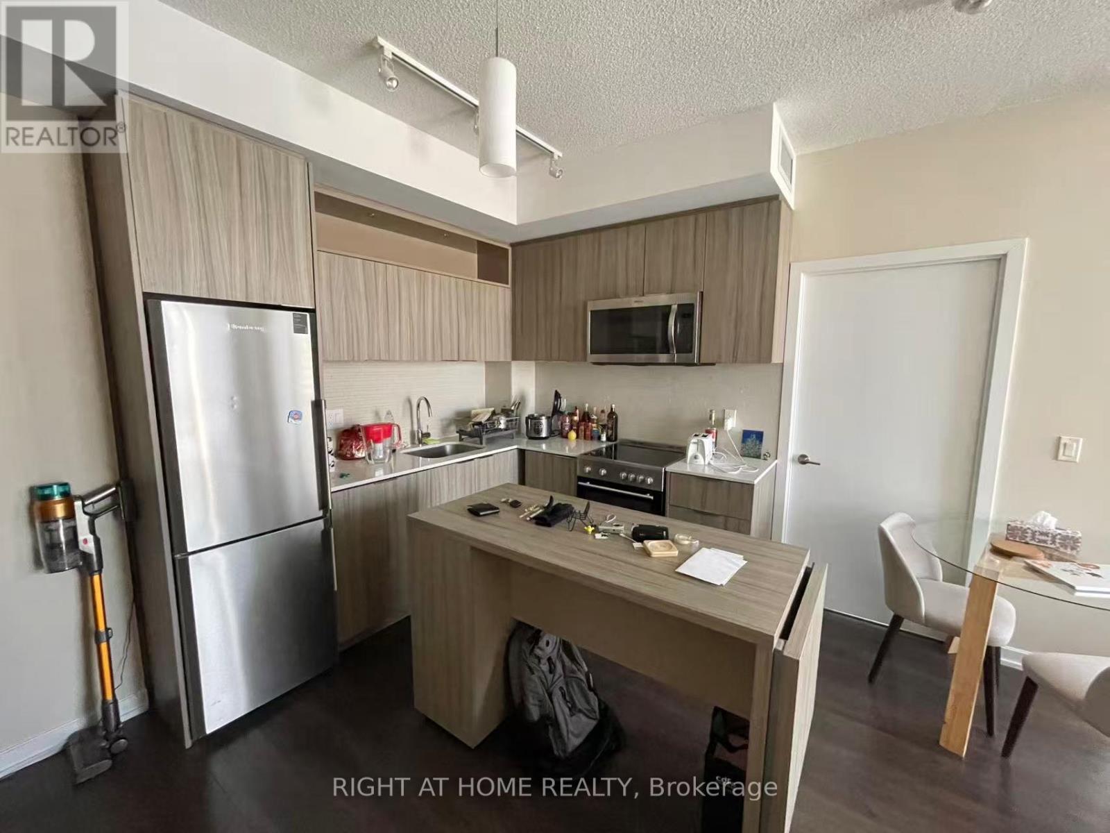 908 - 50 Forest Manor Road, Toronto, Ontario  M2J 1M6 - Photo 3 - C13169028