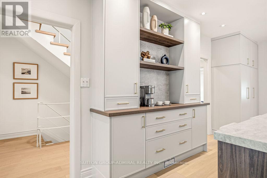 254 Forest Hill Road, Toronto, Ontario  M5P 2N5 - Photo 19 - C13169036