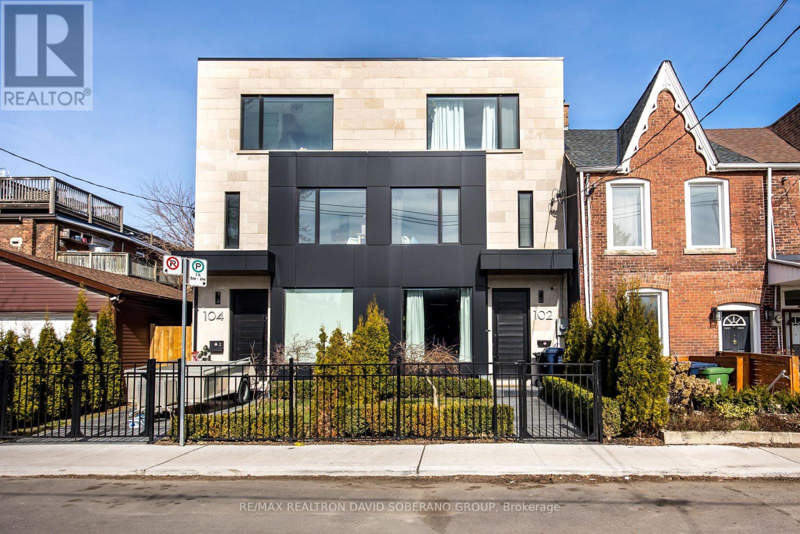102 ULSTER STREET, Toronto, Ontario