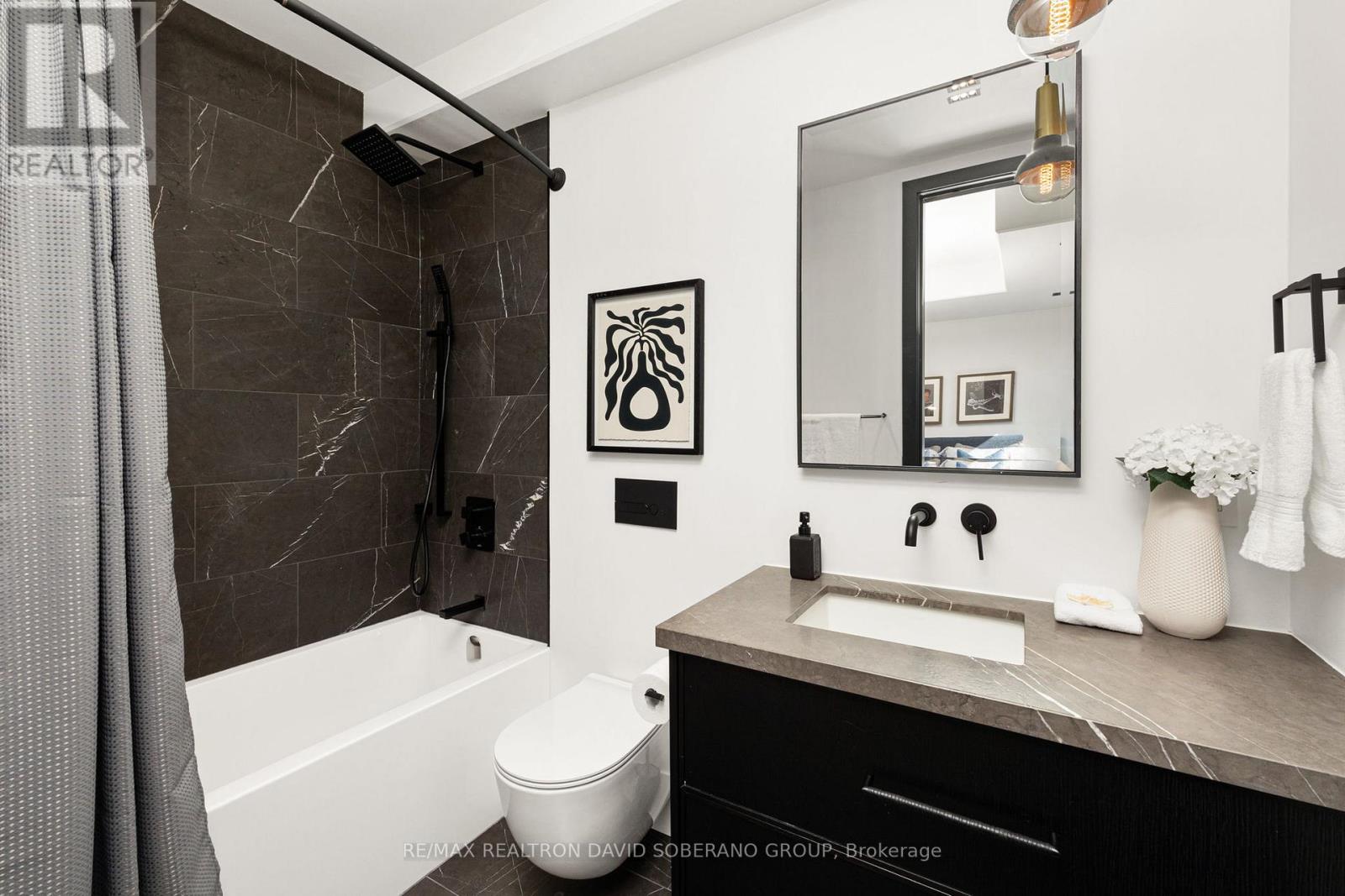 102 Ulster Street, Toronto, Ontario  M5S 1G1 - Photo 25 - C13169066