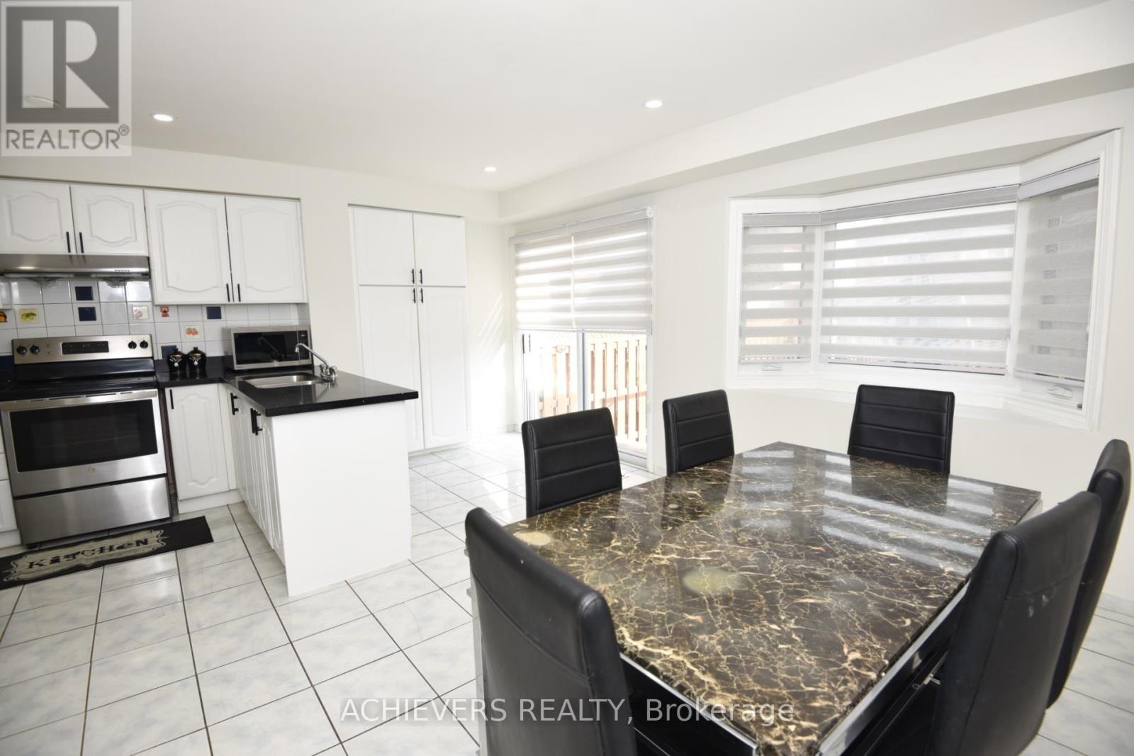 10 Gramercy Square, Toronto, Ontario  M1X 1S5 - Photo 12 - E13169022