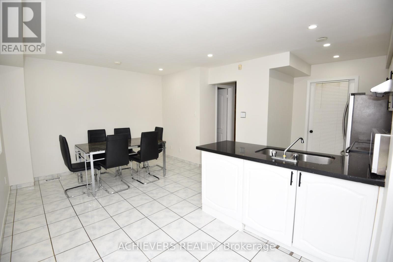 10 Gramercy Square, Toronto, Ontario  M1X 1S5 - Photo 14 - E13169022