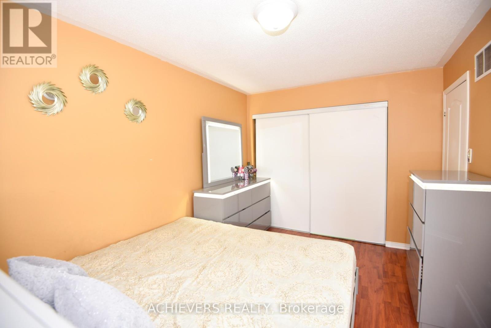 10 Gramercy Square, Toronto, Ontario  M1X 1S5 - Photo 21 - E13169022
