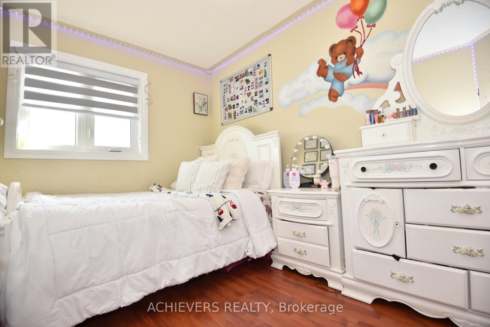 10 Gramercy Square, Toronto, Ontario  M1X 1S5 - Photo 24 - E13169022