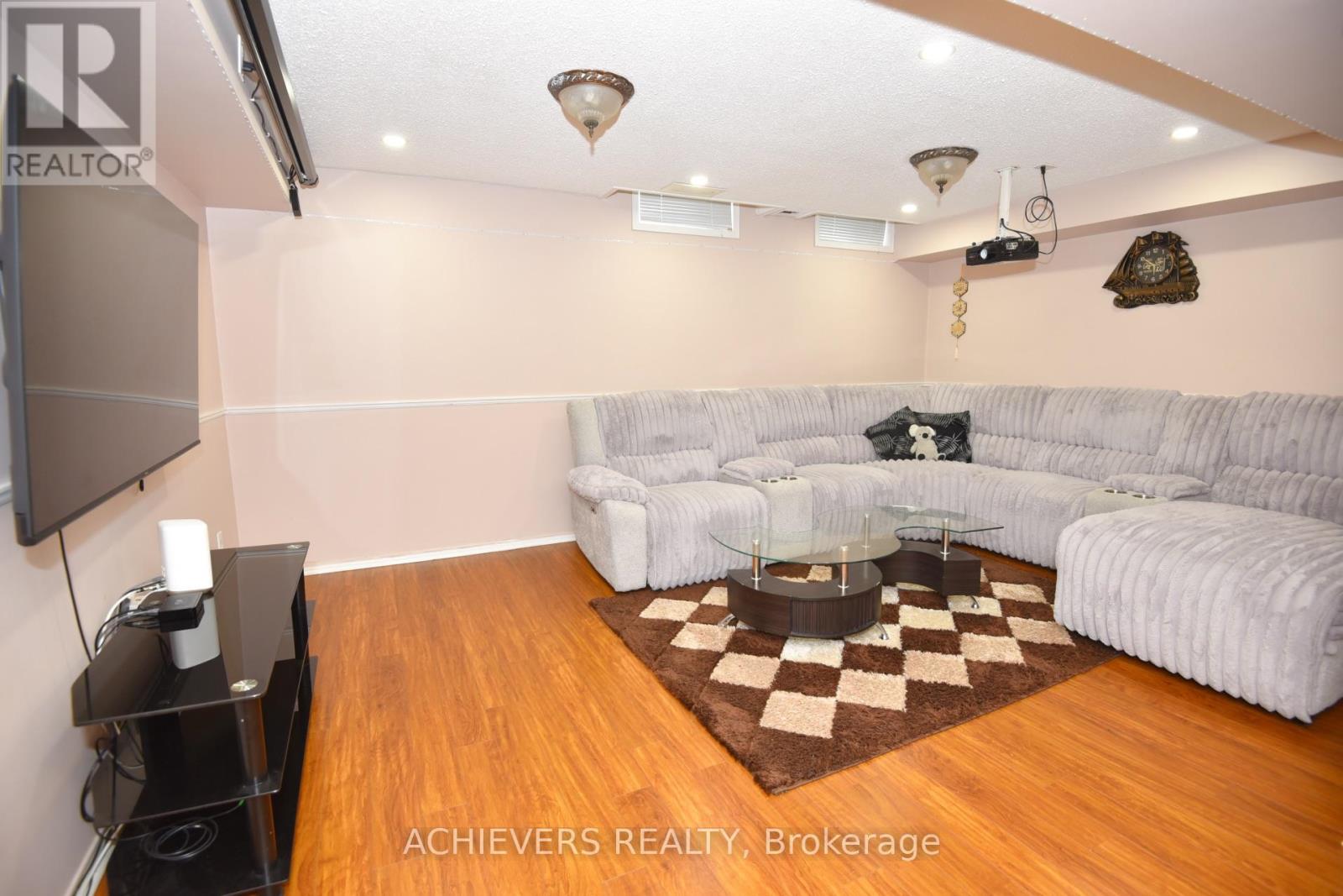 10 Gramercy Square, Toronto, Ontario  M1X 1S5 - Photo 33 - E13169022