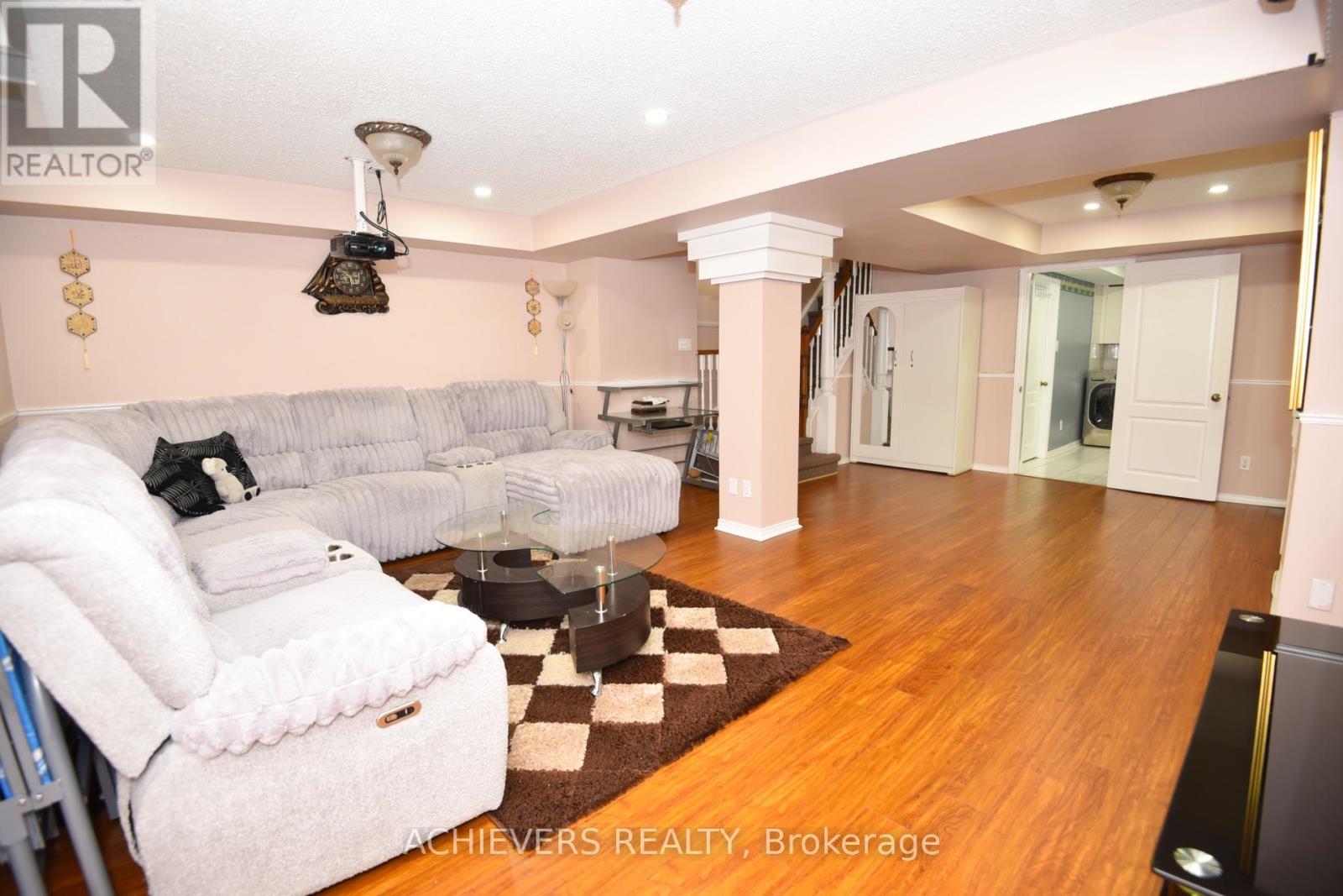 10 Gramercy Square, Toronto, Ontario  M1X 1S5 - Photo 34 - E13169022
