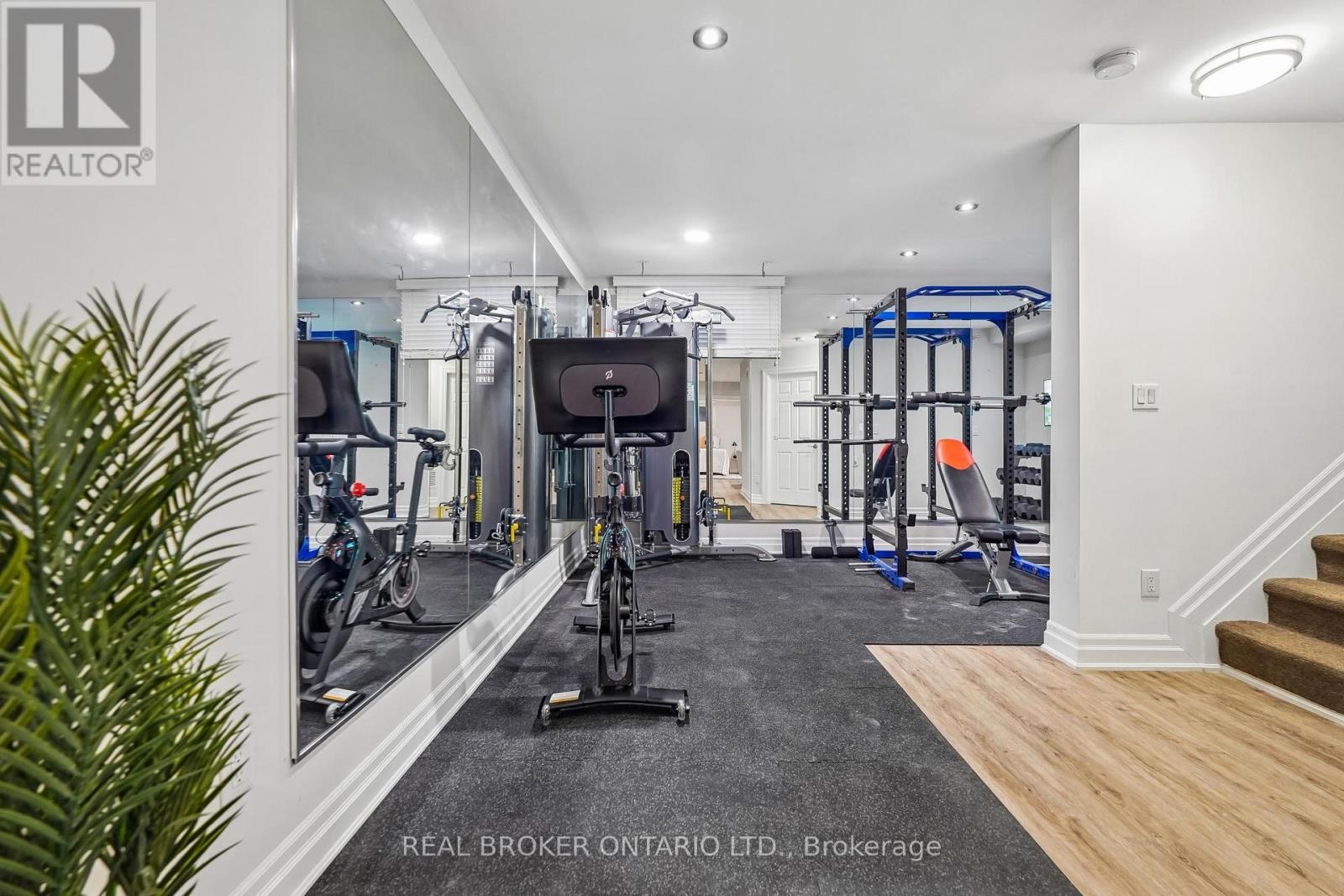 20 Brookmount Road, Toronto, Ontario  M4L 3N1 - Photo 29 - E13169152