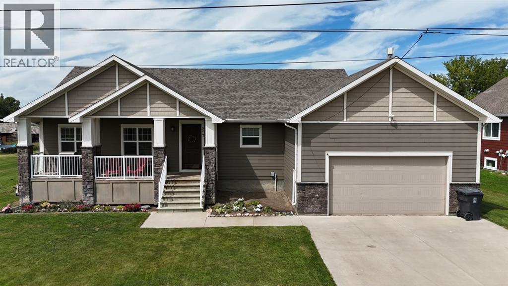 217 6 Avenue, Stirling, Alberta  T0K 2E0 - Photo 1 - A2273796