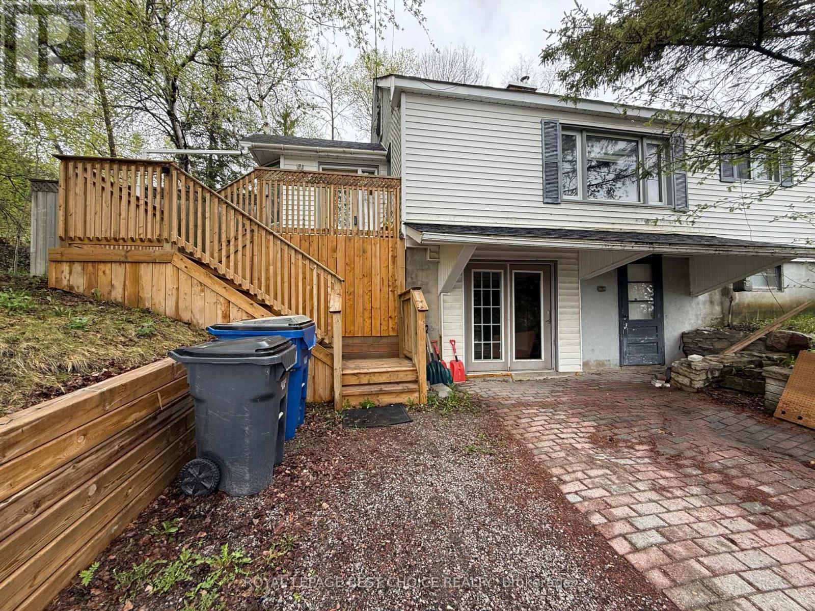 30 Regina Street, Temiskaming Shores, Ontario  P0J 1P0 - Photo 1 - T13169394