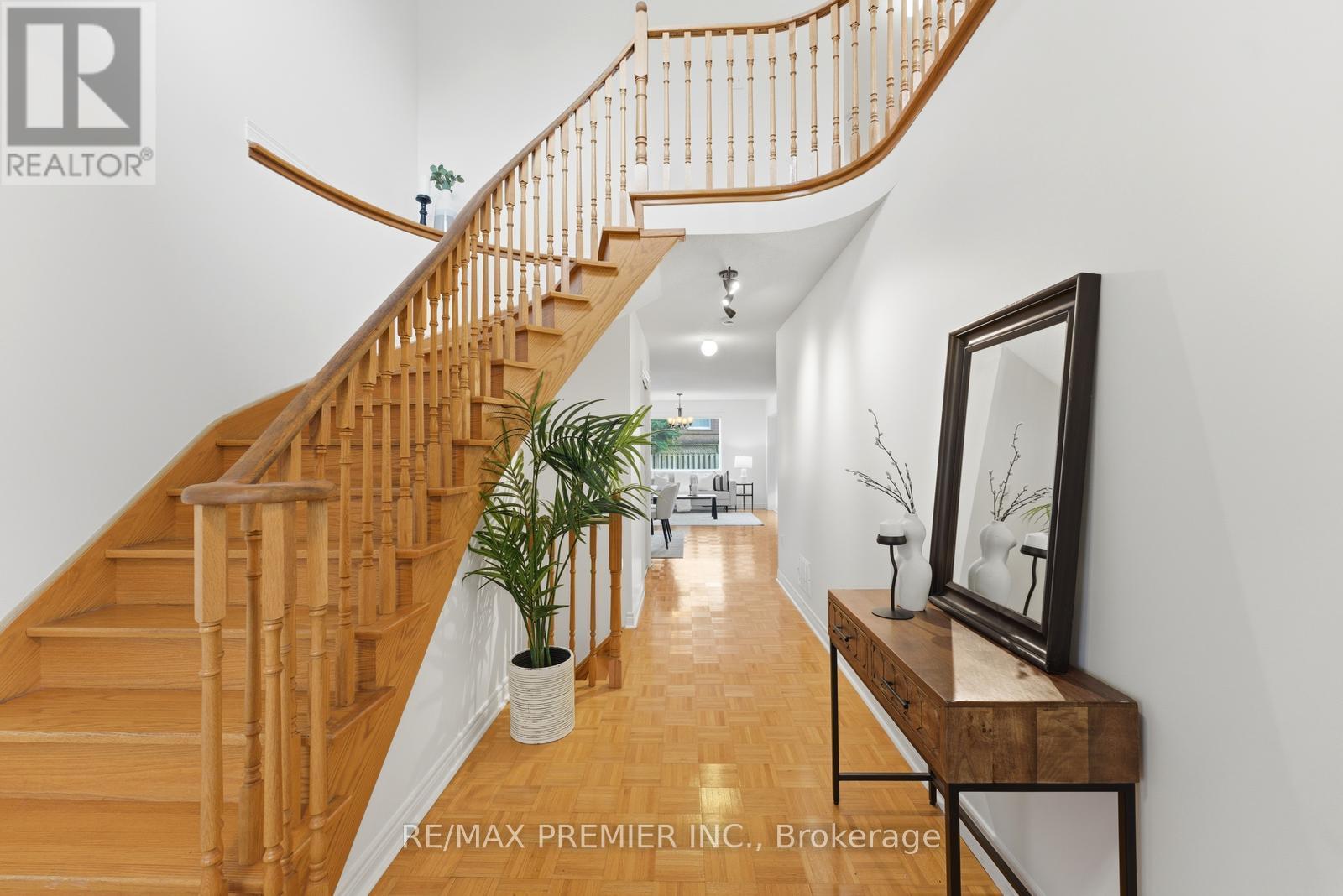 73 Mondavi Road, Vaughan, Ontario  L4H 1L8 - Photo 6 - N13169020