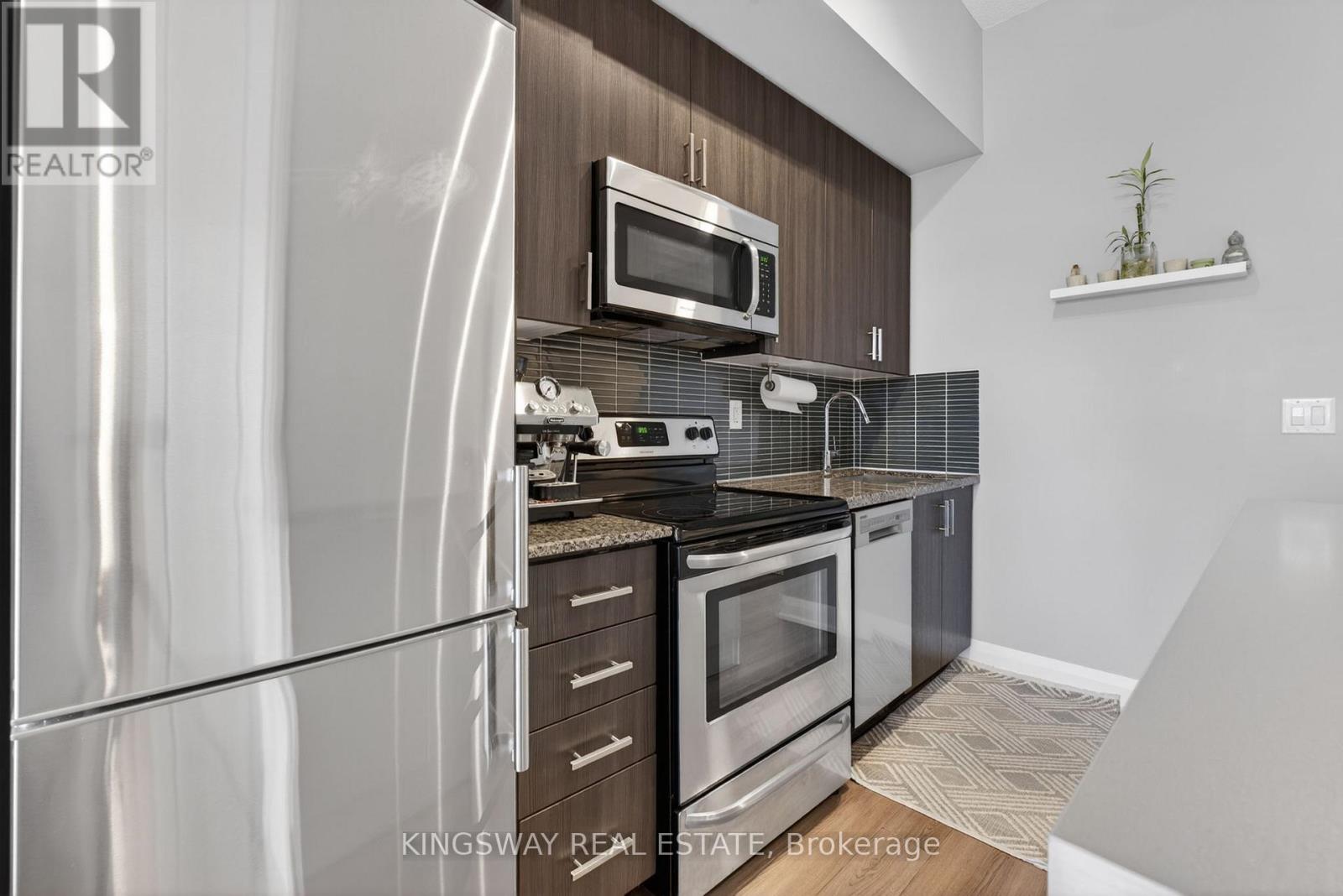 221 - 8763 Bayview Avenue, Richmond Hill, Ontario  L4B 3V1 - Photo 10 - N13169044