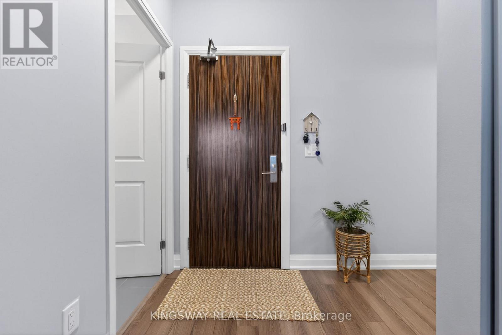 221 - 8763 Bayview Avenue, Richmond Hill, Ontario  L4B 3V1 - Photo 5 - N13169044