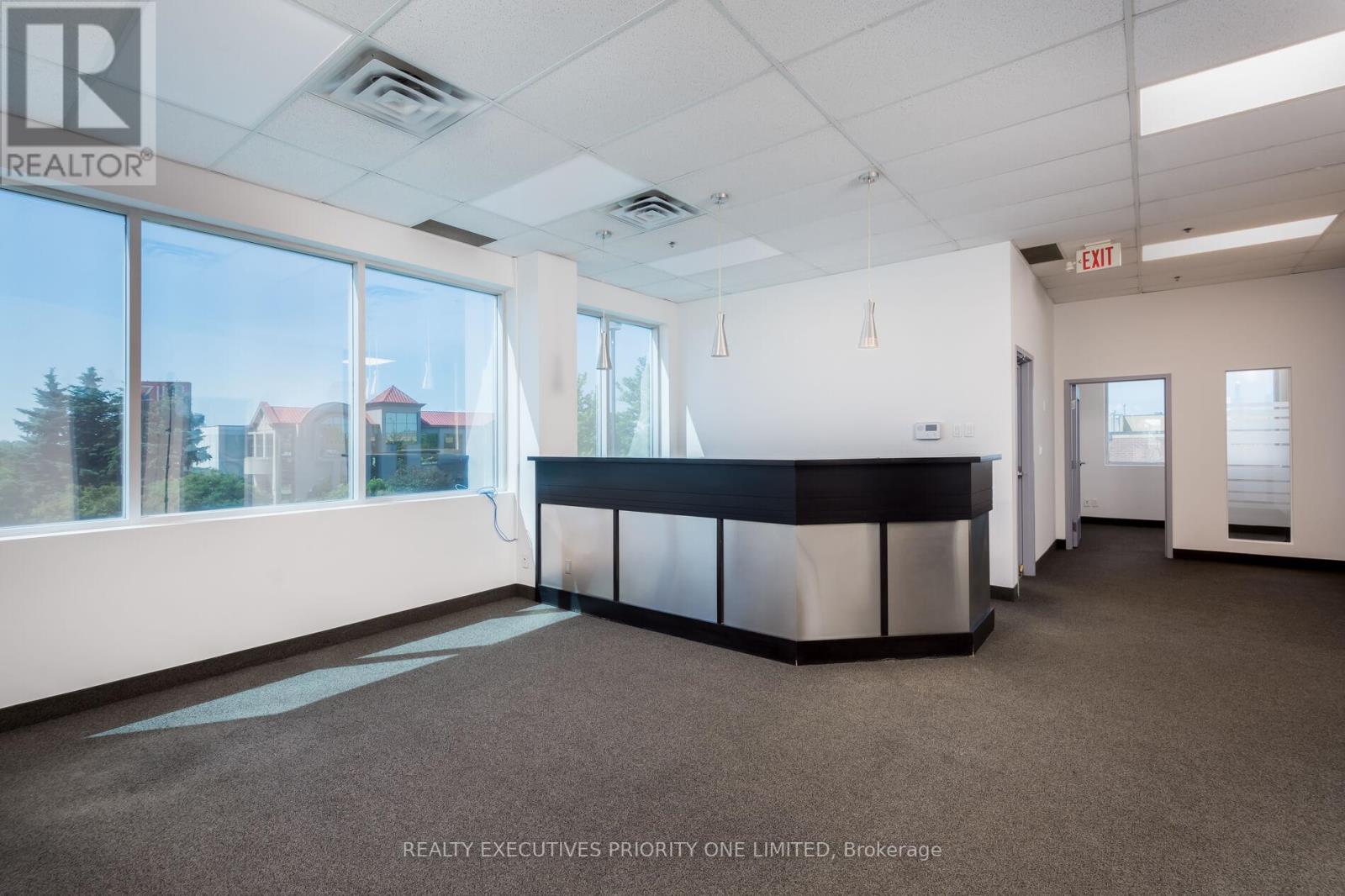 14 - 661 Chrislea Road, Vaughan, Ontario  L4L 0C4 - Photo 4 - N13169132