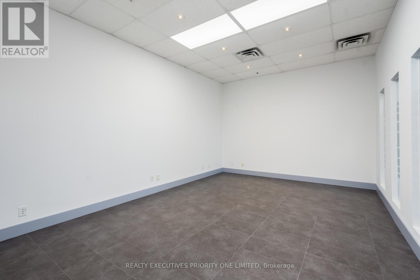 14 - 661 Chrislea Road, Vaughan, Ontario  L4L 0C4 - Photo 6 - N13169132