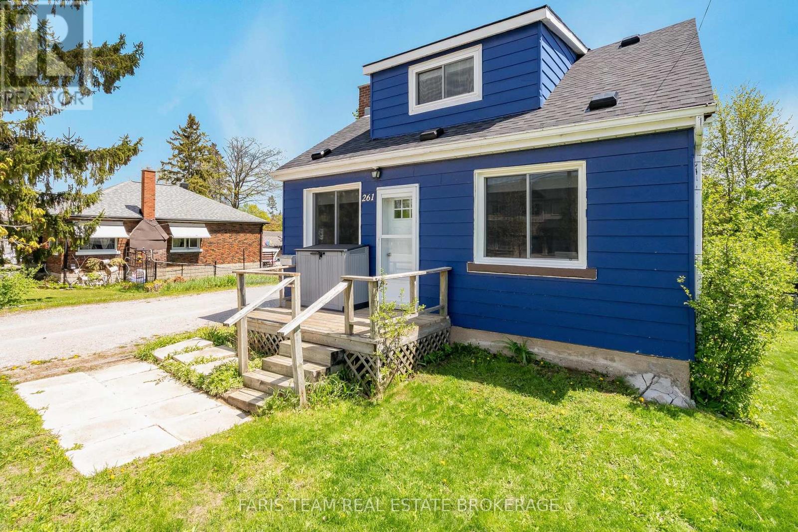 261 James Street E, Orillia, Ontario  L3V 1M3 - Photo 2 - S13169032