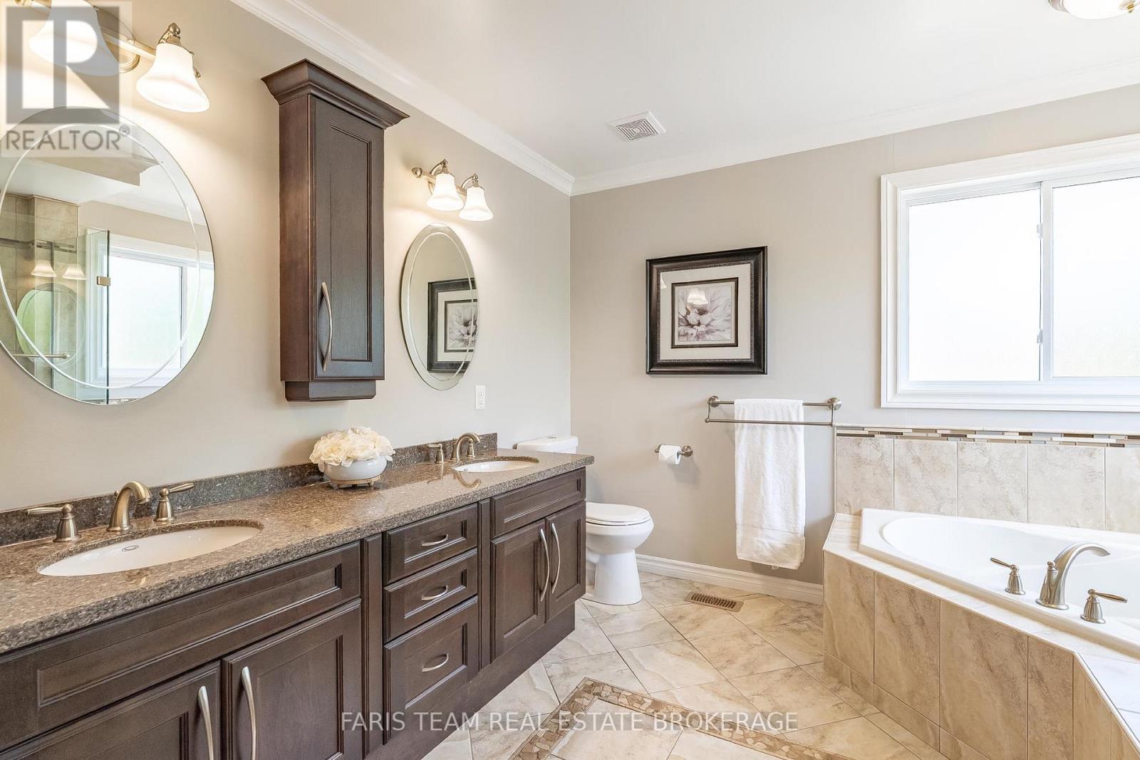 23 Bluewater Trail, Barrie (Bayshore), Ontario  L4N 0G8 - Photo 25 - S13169142