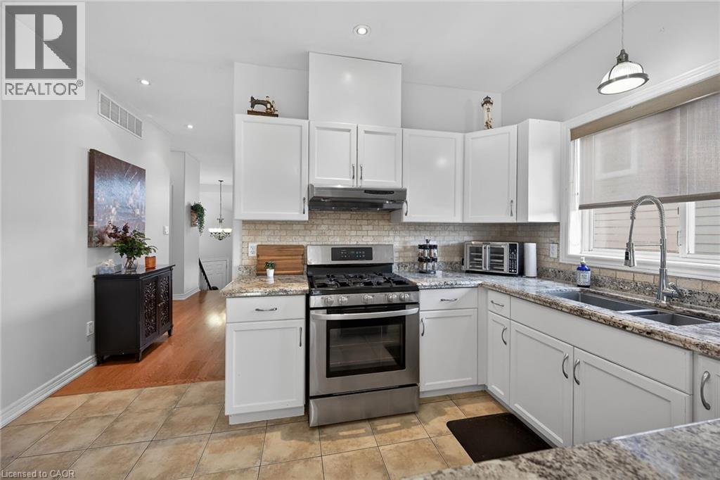 16 Downing Street, Binbrook, Ontario  L0R 1C0 - Photo 21 - 40819177