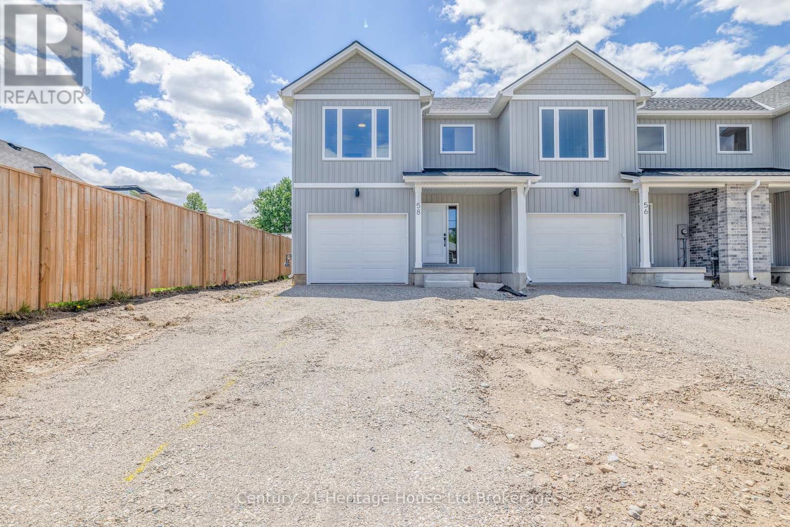 58 Park Row, Woodstock, Ontario N4S 1V8 - Photo 1 - X13169208