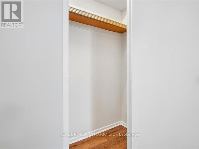 3170 Kirwin Avenue, Mississauga, Ontario  L5A 3R1 - Photo 11 - W13169012