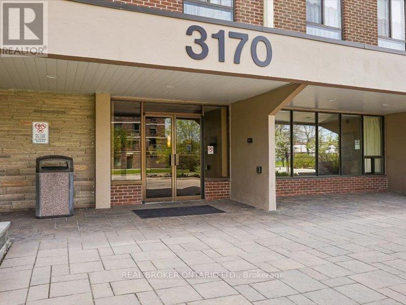 3170 Kirwin Avenue, Mississauga, Ontario  L5A 3R1 - Photo 2 - W13169012