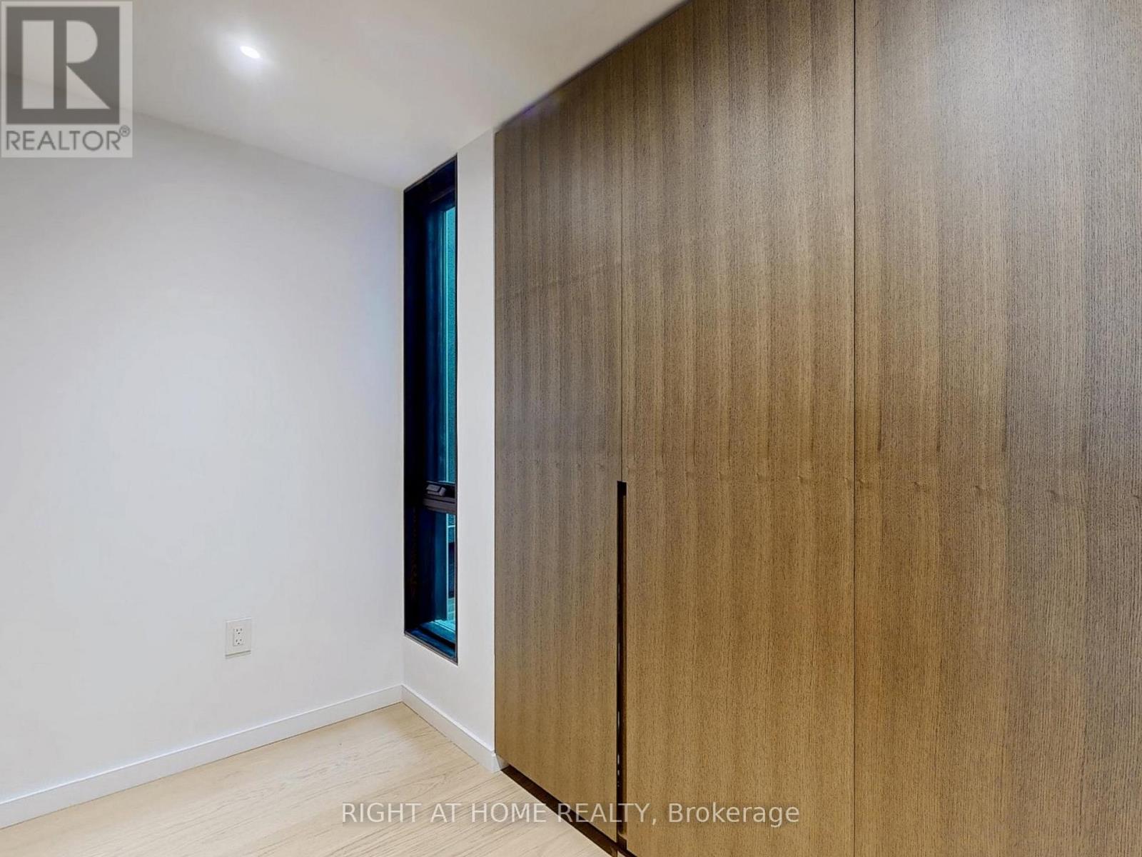 15 Durie Street E, Toronto, Ontario  M6S 3E5 - Photo 14 - W13169040