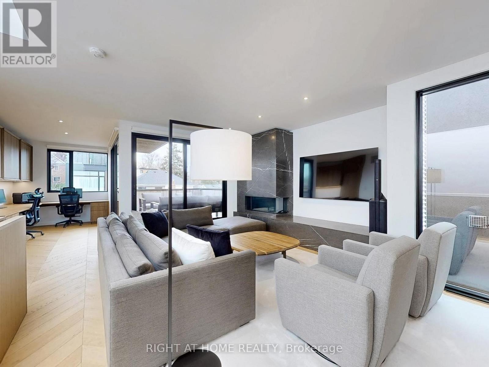 15 Durie Street E, Toronto, Ontario  M6S 3E5 - Photo 23 - W13169040