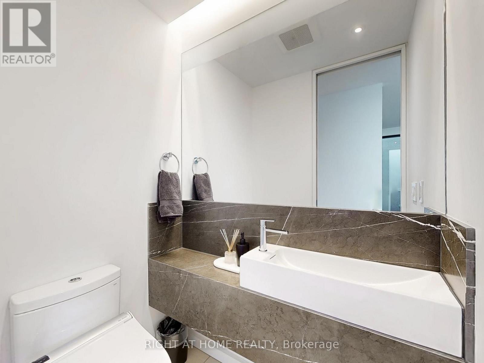 15 Durie Street E, Toronto, Ontario  M6S 3E5 - Photo 30 - W13169040