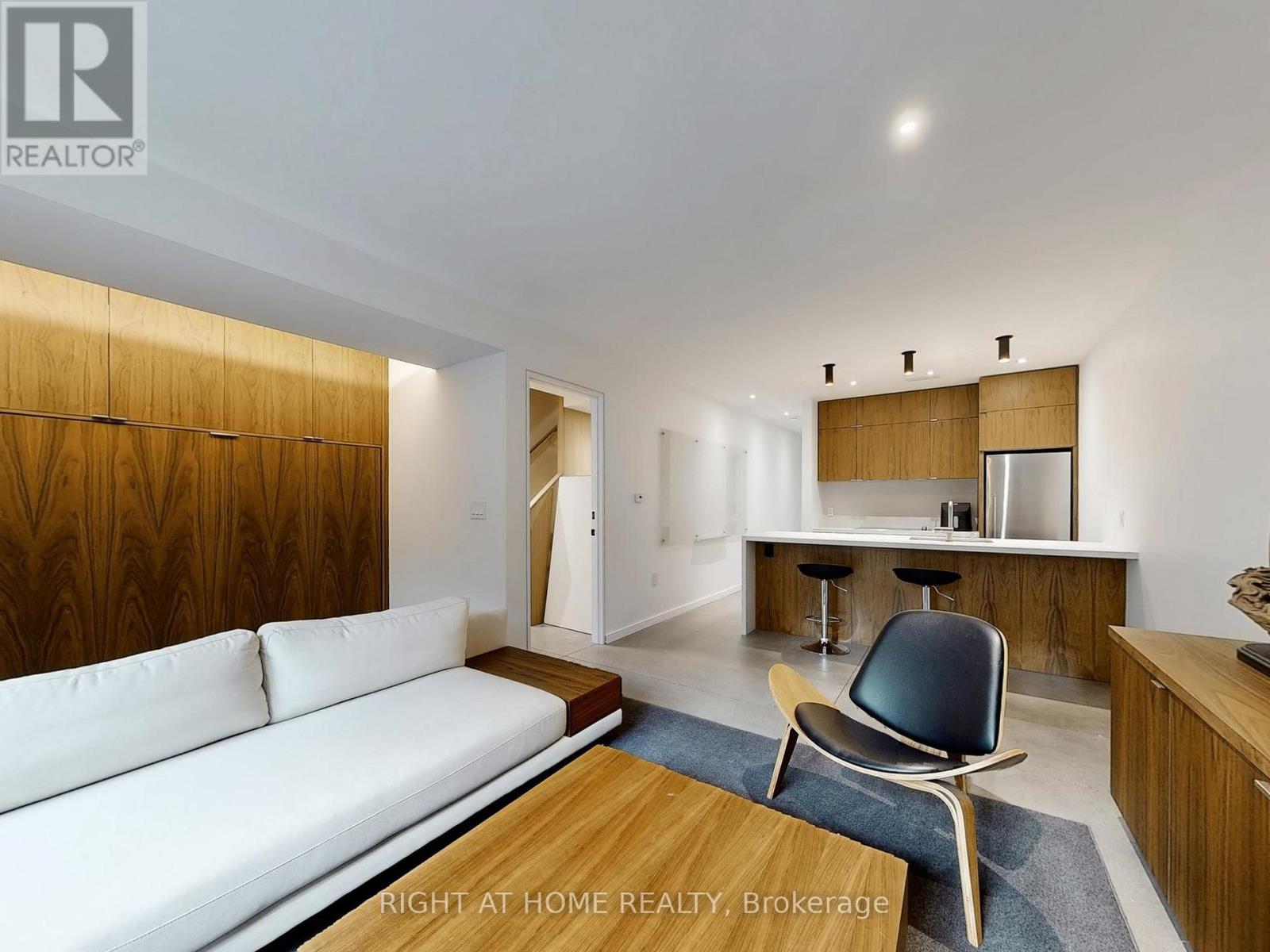 15 Durie Street E, Toronto, Ontario  M6S 3E5 - Photo 32 - W13169040
