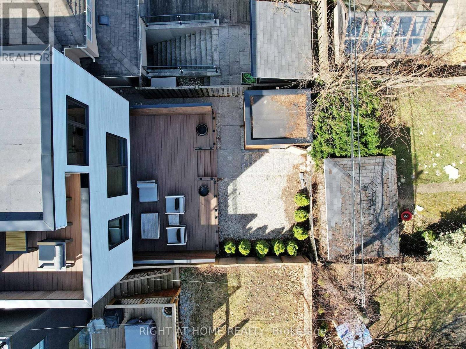 15 Durie Street E, Toronto, Ontario  M6S 3E5 - Photo 45 - W13169040
