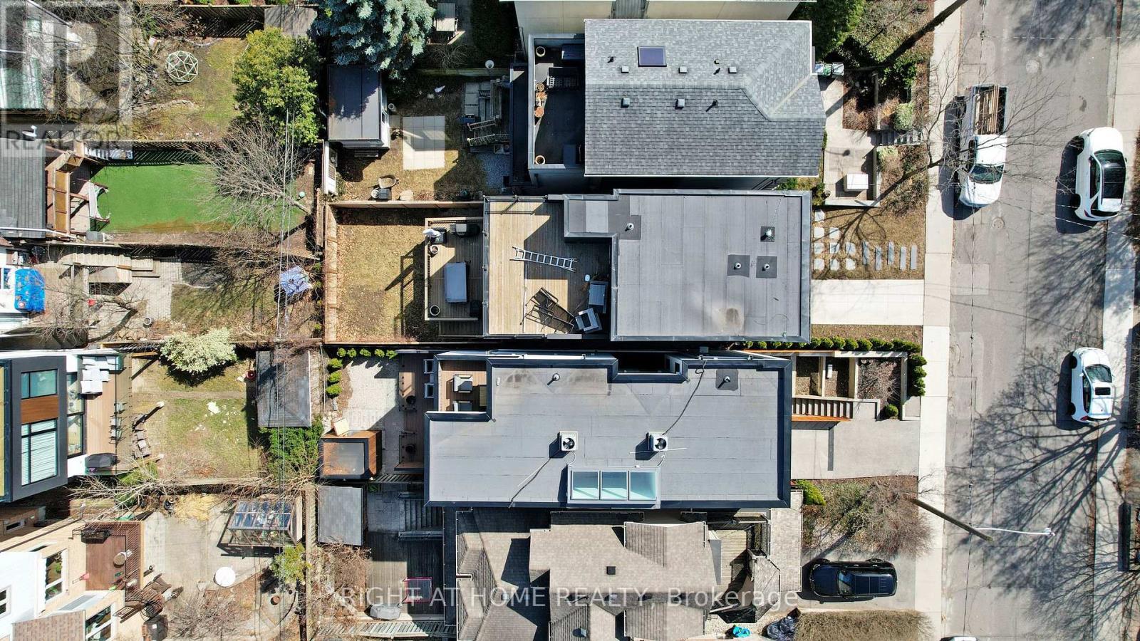 15 Durie Street E, Toronto, Ontario  M6S 3E5 - Photo 46 - W13169040