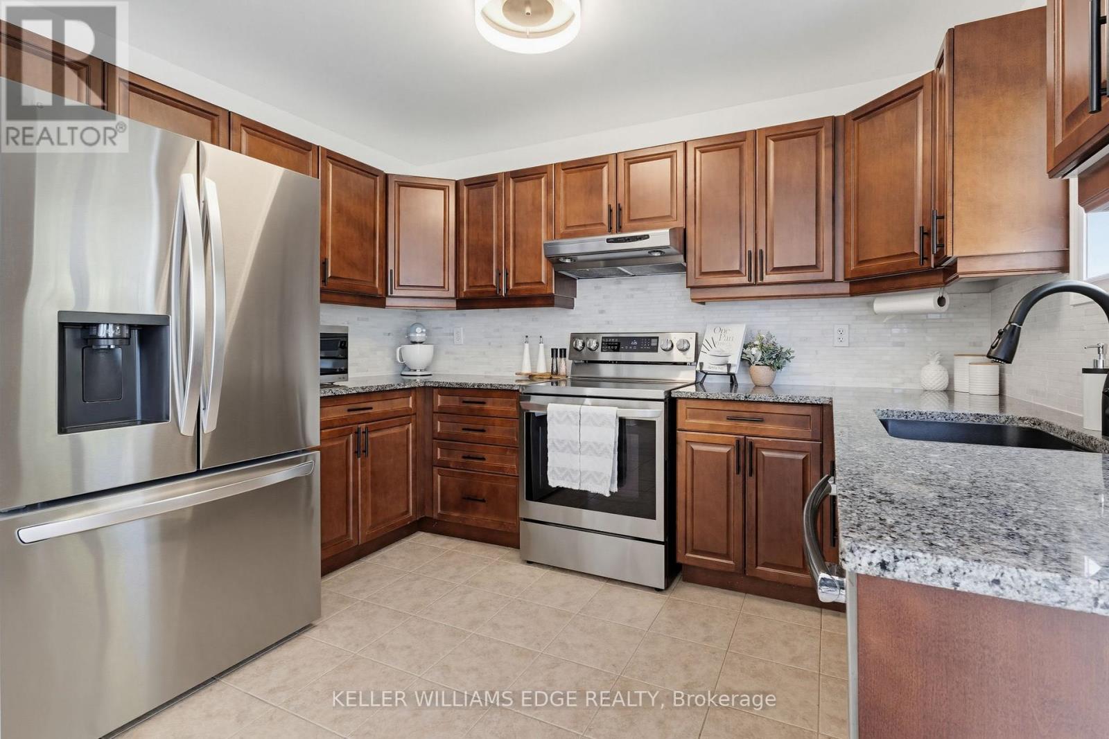 5398 Langford Road, Burlington, Ontario  L7L 7M6 - Photo 9 - W13169048