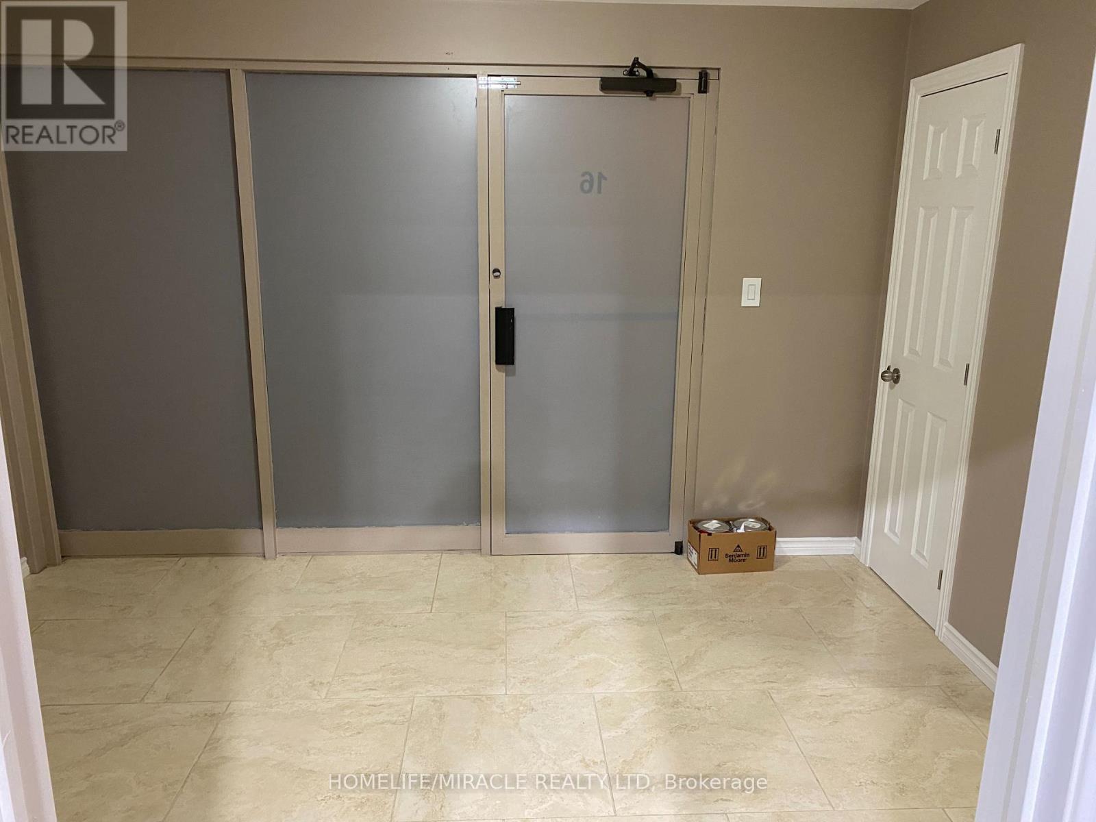 16 - 30 Hale Road, Brampton, Ontario  L6W 4N9 - Photo 7 - W13169088