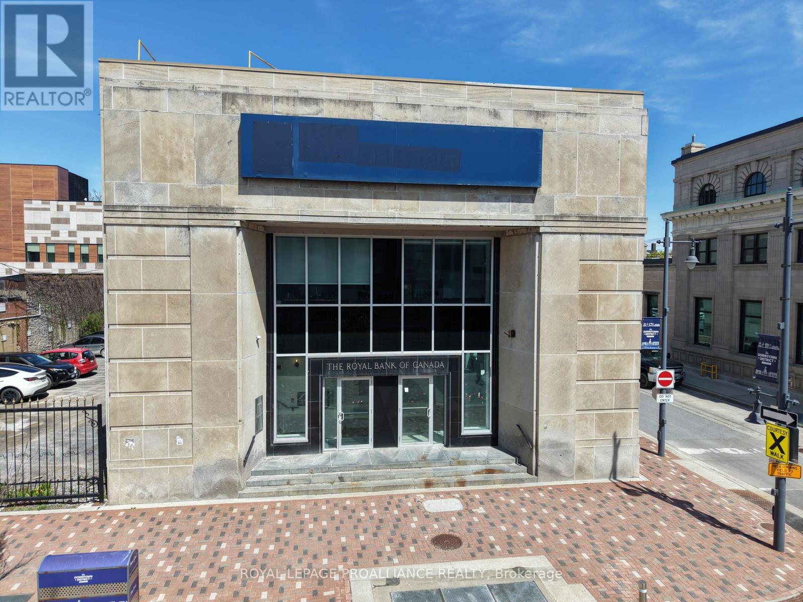 241 Front Street, Belleville, Ontario  K8N 2Z6 - Photo 4 - X12969206