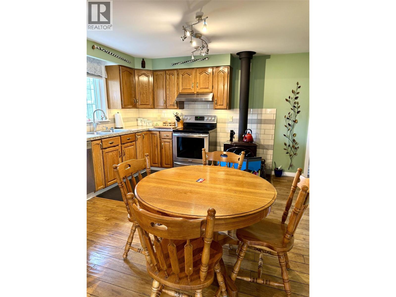 1410 Eastman Avenue, Riondel, British Columbia  V0B 2B0 - Photo 11 - 10388612